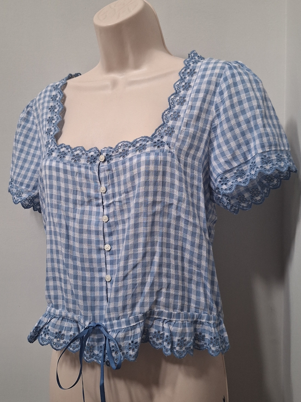 100% COTTON American Eagle Outfitters Blue Gingham Lace-Trim Button Front Top - Picture 2 of 5